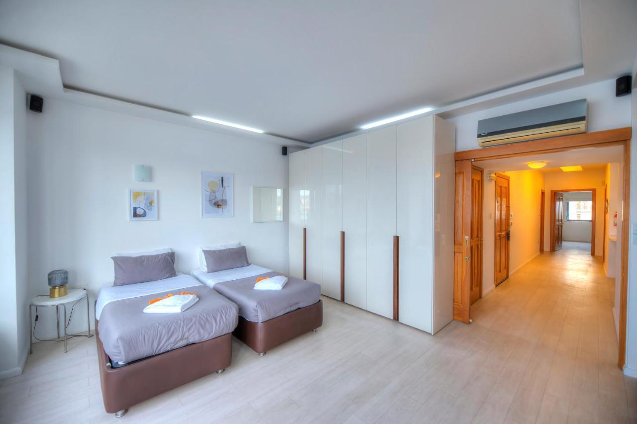 Bright And Spacious 3 Bedroom Apartment With Breathtaking Views - Goslm-5 Sliema Exterior photo